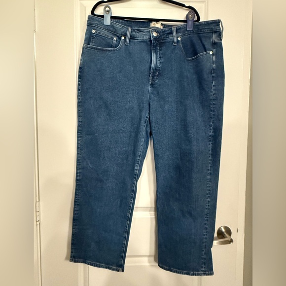 Madewell The Perfect Vintage Straight Jean in Plus Size 20W Medium Wash - Picture 2 of 9
